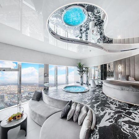 Apartamenty Sky Tower Z Jakuzzi Przy Oknie Breslau Exterior foto