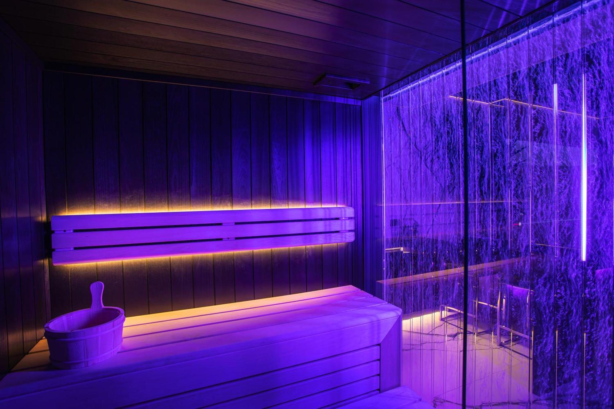 Apartamenty Sky Tower Z Jakuzzi Przy Oknie Breslau Exterior foto
