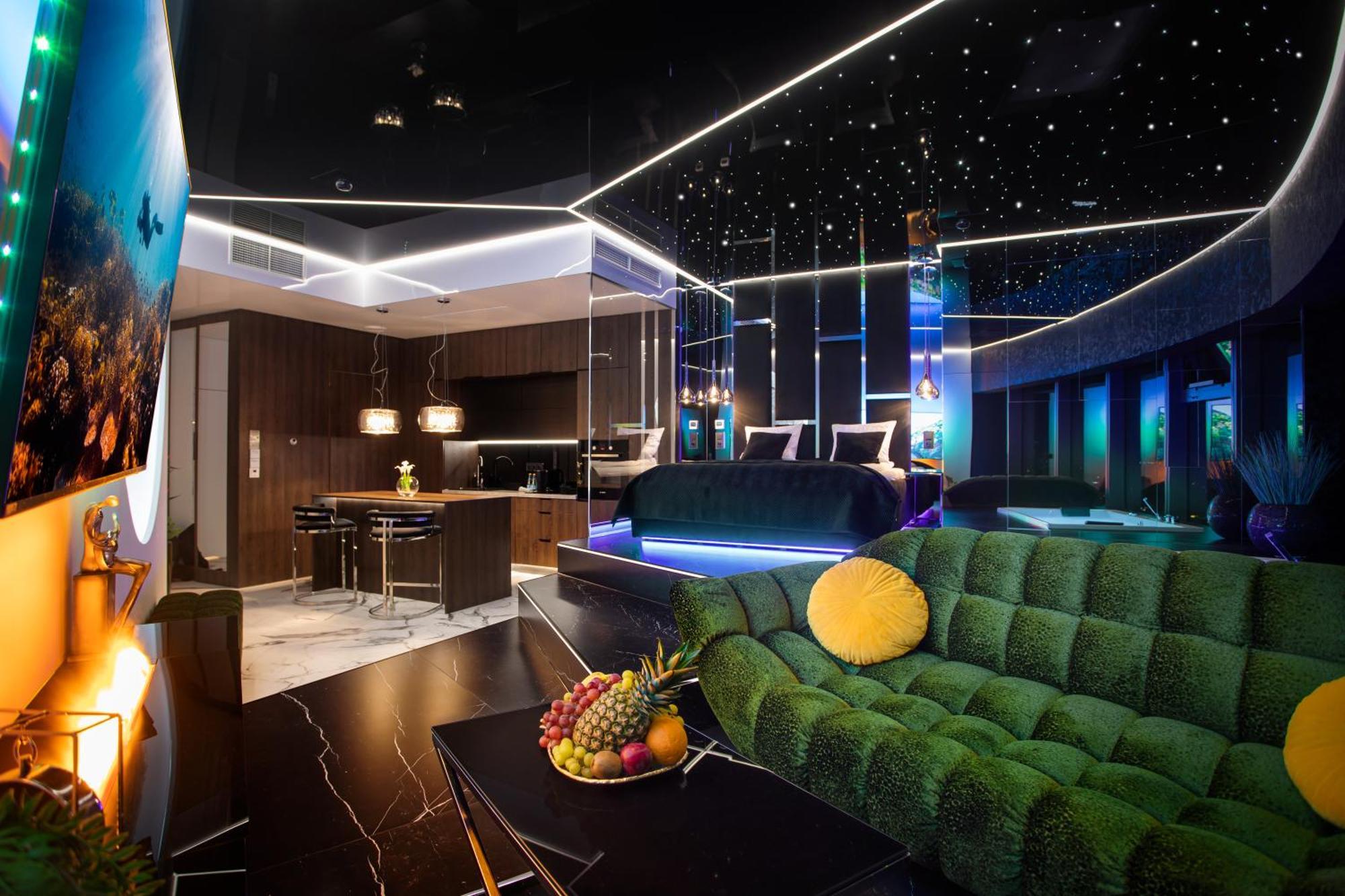 Apartamenty Sky Tower Z Jakuzzi Przy Oknie Breslau Zimmer foto